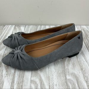 Vionic Gray Suede Pointed Toe Ballet Flats 8 Comfort Shoes